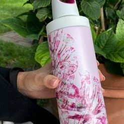 Kambukka Reno Geïsoleerde Drinkfles 500 ML - Monstera Leaves Met Draaidop -Mushie  winkel 420x840 2