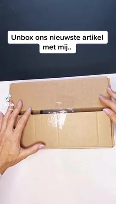 Merkloos Waterfles 2 Liter MET Tas Roze - Armband - Waterfles Met Rietje -Drinkfles Met Rietje - Grote Waterfles - Bottle 2 Liter - Sportbidon - Sportfles Fitness - Waterkan - Gallon - Schenkfles - Waterflessen 2 Merkloos Waterfles 2 Liter MET Tas Roze - Armband - Waterfles Met Rietje -Drinkfles Met Rietje - Grote Waterfles - Bottle 2 Liter - Sportbidon - Sportfles Fitness - Waterkan - Gallon - Schenkfles - Waterflessen - Afbeelding 2