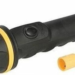 Silverline Zaklantaarn Met Rubberen Bescherming 2 X AA -Mushie  winkel 550x258 2