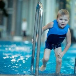 EasySwim Pro - Drijfpakje - Zwemvest & Zwembroek - Blauw - L : 24-28 Kg -Mushie  winkel 550x365