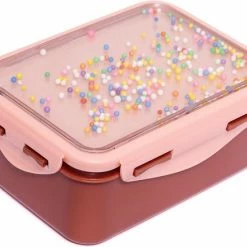 Petit Monkey Set Lunch Popsicles Marcaron Broodtrommel + Drinkfles Roze - Brooddoos - Lunch Box - Drinkbus 5 Petit Monkey Set Lunch Popsicles Marcaron Broodtrommel + Drinkfles Roze - Brooddoos - Lunch Box - Drinkbus -Mushie winkel 550x431 2