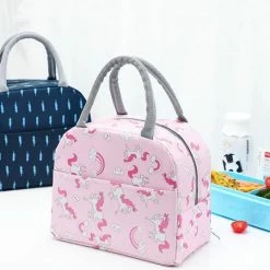 SIVAYES Lunchtas - Koeltas - Schooltas - Leuke Vrolijke Picknicktas - Kinderen & Volwassenen - Roze Unicorn-Eenhoorn - Sinterklaascadeau - Kerstcadeau 7 SIVAYES Lunchtas - Koeltas - Schooltas - Leuke Vrolijke Picknicktas - Kinderen & Volwassenen - Roze Unicorn-Eenhoorn - Sinterklaascadeau - Kerstcadeau -Mushie winkel 550x450 5