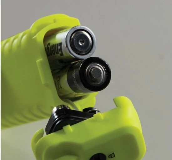 Peli 3315Z0 LED Zone 0 Geel 4 Peli 3315Z0 LED Zone 0 Geel - Afbeelding 4