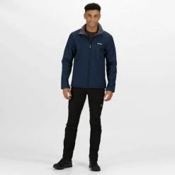 Regatta Regatta Cera V Outdoorjas - Maat S - Mannen - Navy 31 Regatta Regatta Cera V Outdoorjas - Maat S - Mannen - Navy -Mushie winkel 550x550 140