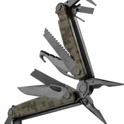 Leatherman - Charge Plus - Woodland Camo - Nylon Sheath -Mushie  winkel 550x717