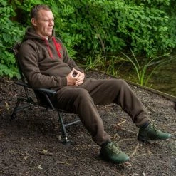 Ultimate Comfort Chair Camo | Karperstoel -Mushie  winkel 550x825 30